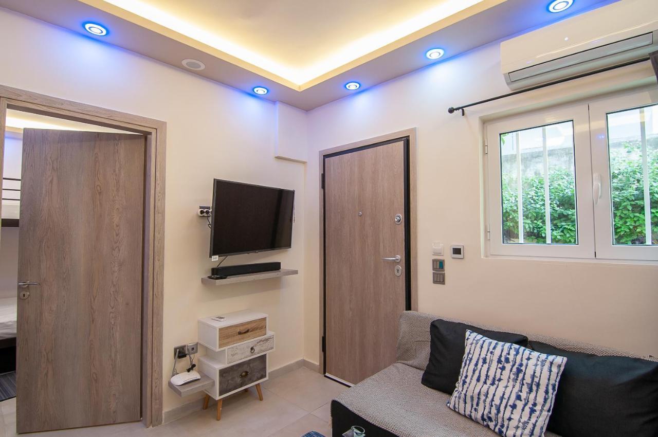 Modern Studio For 4 In Glyfada Apartment Athens Luaran gambar